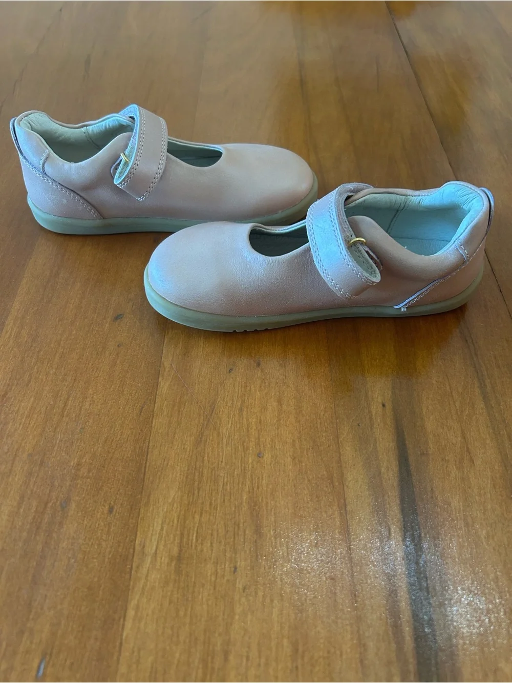 NWOB Bobux I-Walk Delight Girls Leather Shoes Dusk Pearl Shoe Size EU26 US 9.5